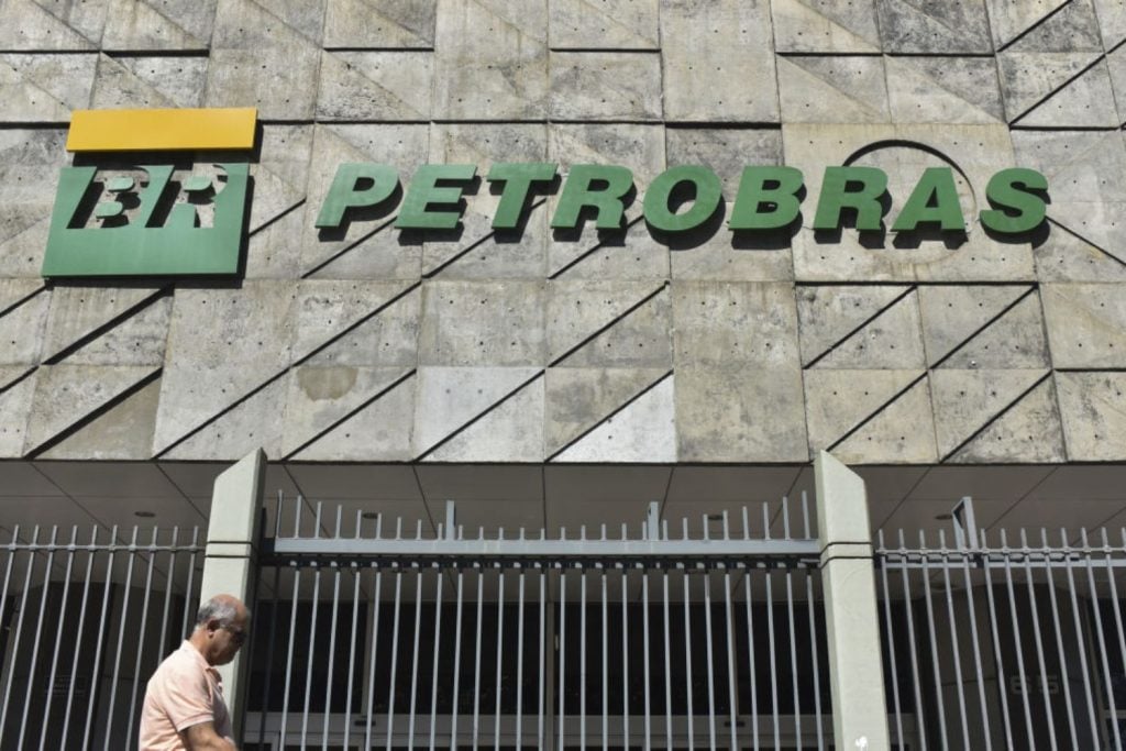 Petrobras aprova R 21 9 bi em dividendos extraordinários