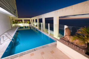 2) Atlantic Penthouse, Vedado