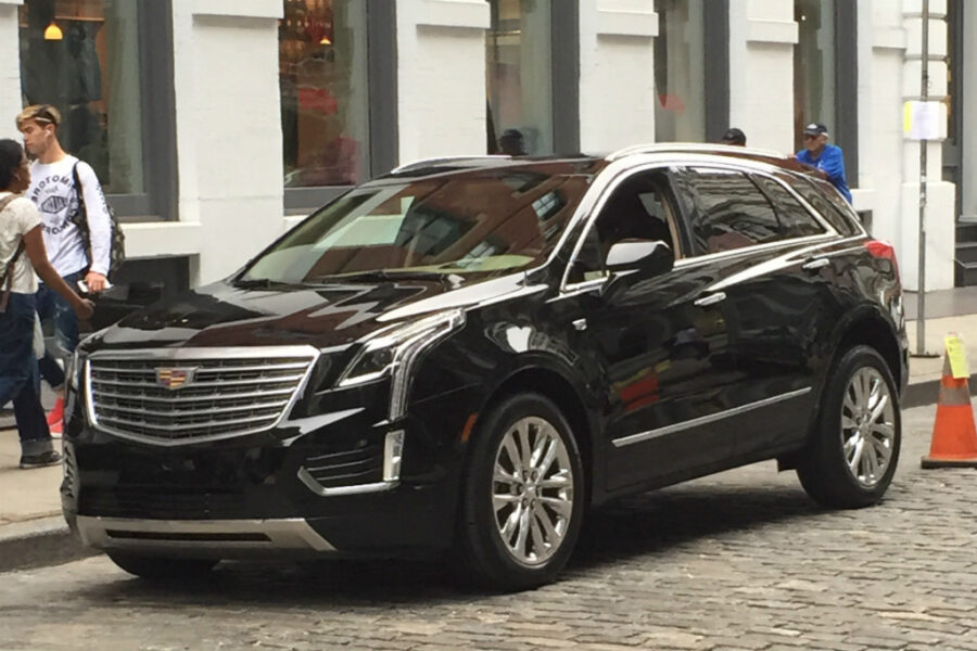 2017-Cadillac-XT5-02-720x340 - div