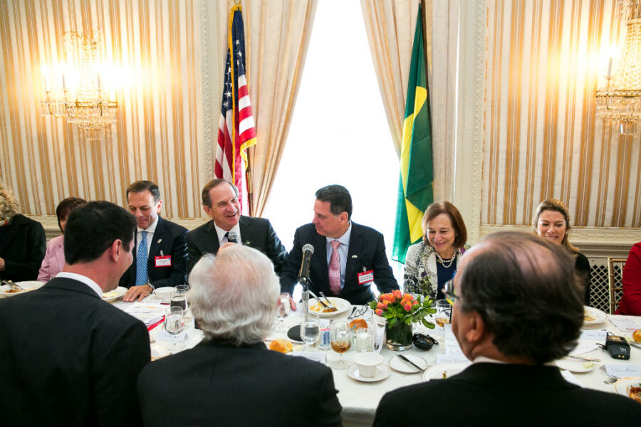 João Dória, empresário,  Luiz Fernando Furlan, chairman of the Board do LIDE e ex-ministro do Desenvolvimento, Indústria e Comercio Exterior, Marconi Perillo,  governador de Goiás, e Susan Segal, CEO da Americas Society/Council of the Americas Cortesía da Americas Society/Council of the Americas. (Foto: Roey Yohai Photography)