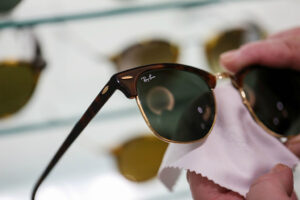 Luxottica