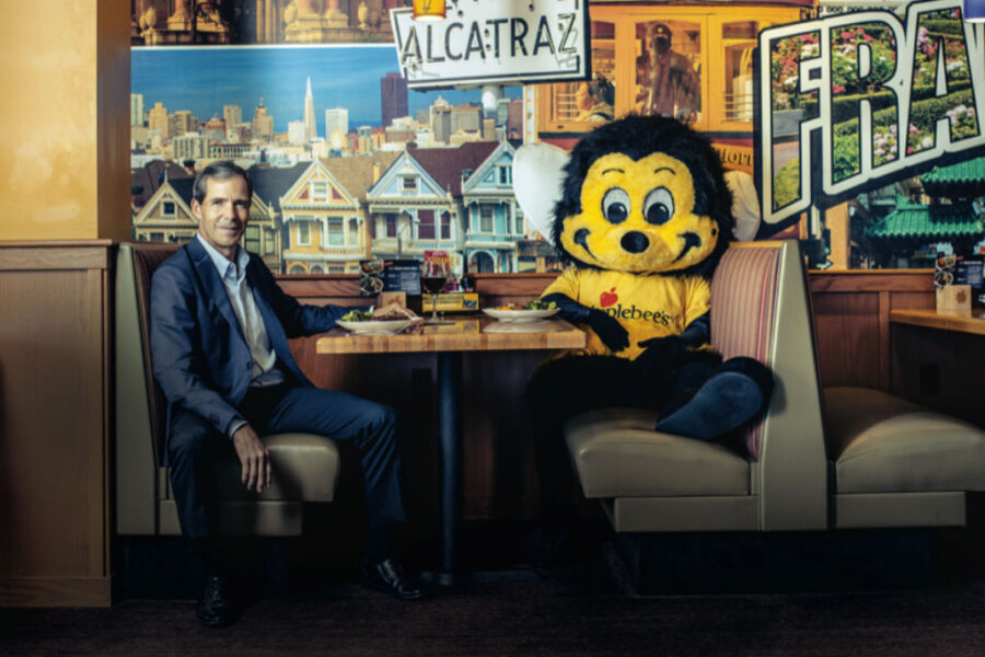 Greg Flynn vem construindo o maior império de franquias de restaurantes dos EUA (Timothy Archibald)