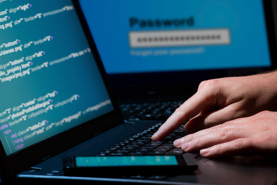 Microsoft continuará a investir mais de US$ 1 bilhão anualmente em pesquisa e desenvolvimento de segurança digital nos próximos anos (iStock)