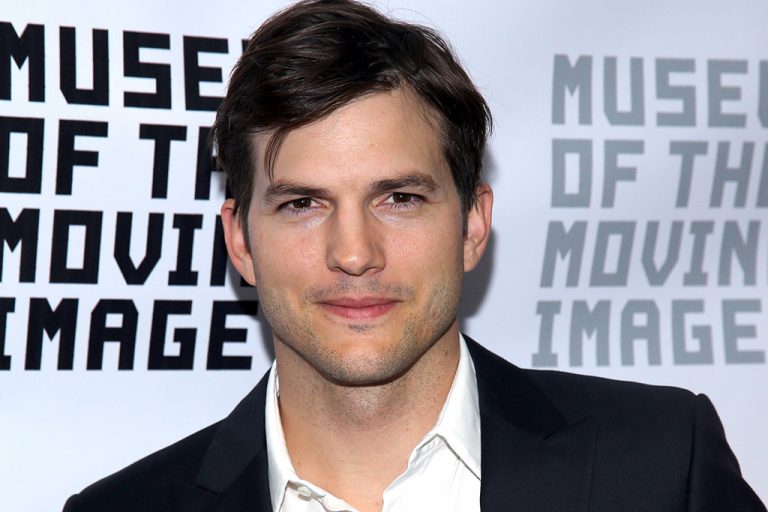 Ashton Kutcher pede apoio governamental para o desenvolvimento de novas tecnologias para combater o tráfico sexual online (Getty Images)