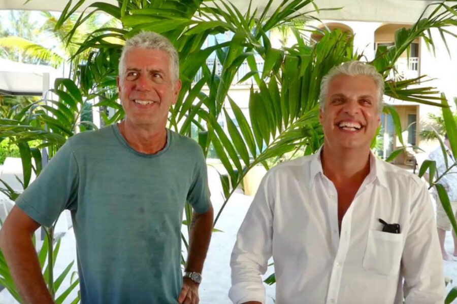 Os franceses Anthony Bourdain e Eric Ripert dão dicas de turismo e culinária 