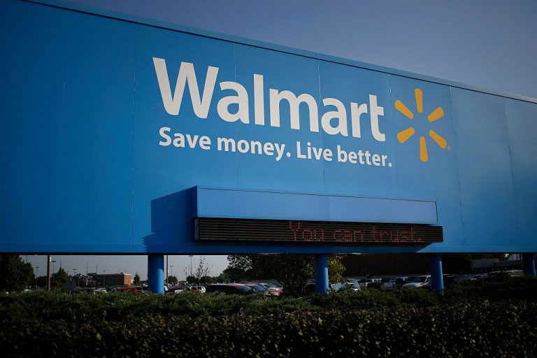 Wal-Mart disse que as vendas em lojas norte-americanas abertas há pelo menos um ano aumentaram 1,8% (Getty Images)