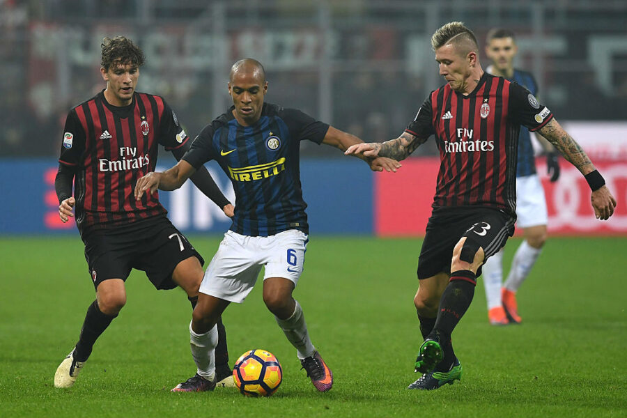 Inter e Milan, clubes rivais de Milão, foram negociados com a China (Getty Images)