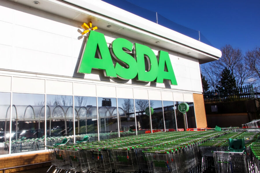 Sainsbury's e Walmart negociam criar grupo de supermercados - iStock