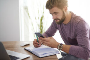 Saiba usar seu celular para criar bons hábitos - iStock