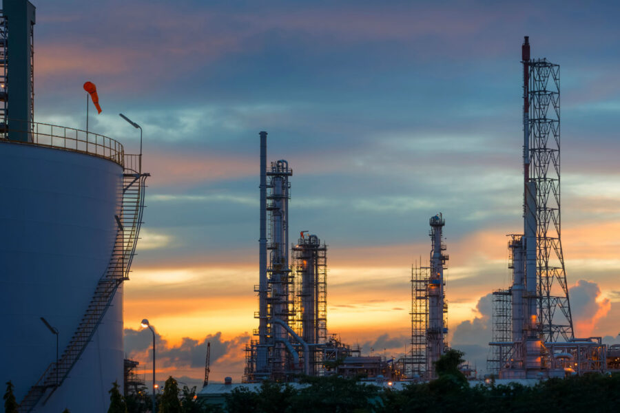 Irã pode fazer preço do barril de petróleo chegar a US$ 200 - iStock