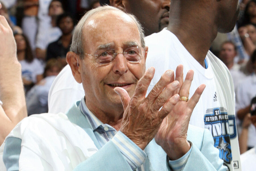 Morre bilionário dono do Orlando Magic  - GettyImages