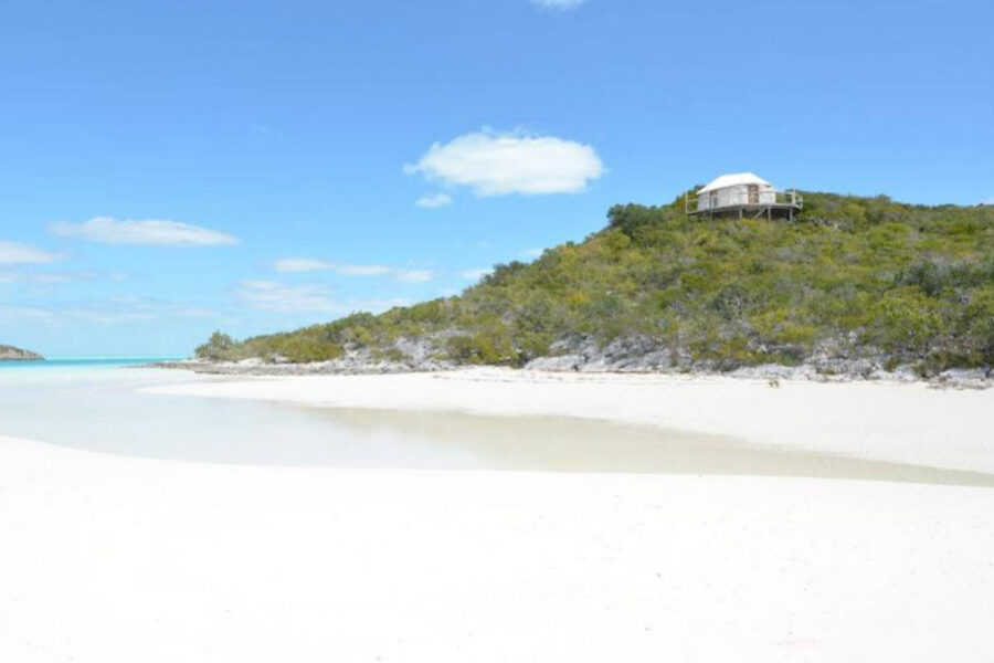 Ilha privada do Fyre Festival está a venda por US$11,8 milhões Reprodução/Forbes