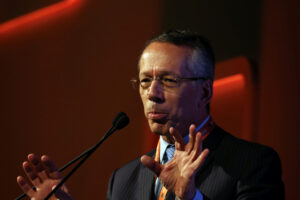 CandidoBracher/Reuters
