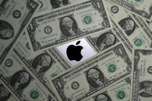 Dado Ruvic/Apple