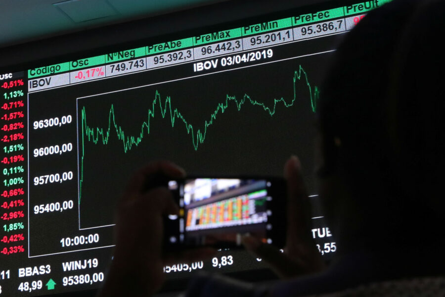 Amanda Perobelli/Reuters