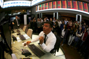 Paulo Whitaker/Reuters
