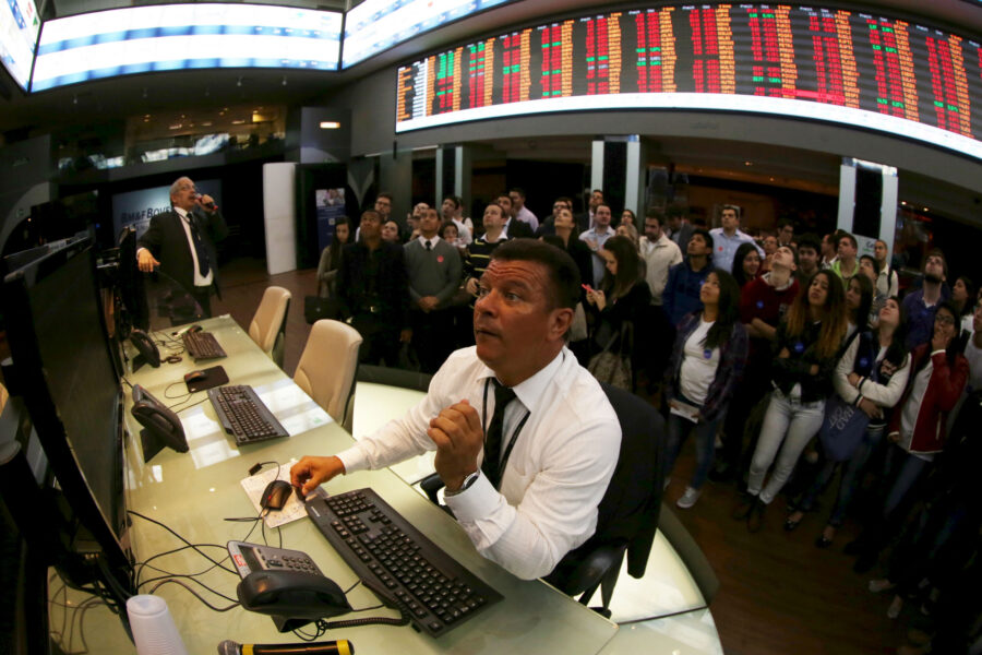 Paulo Whitaker/Reuters