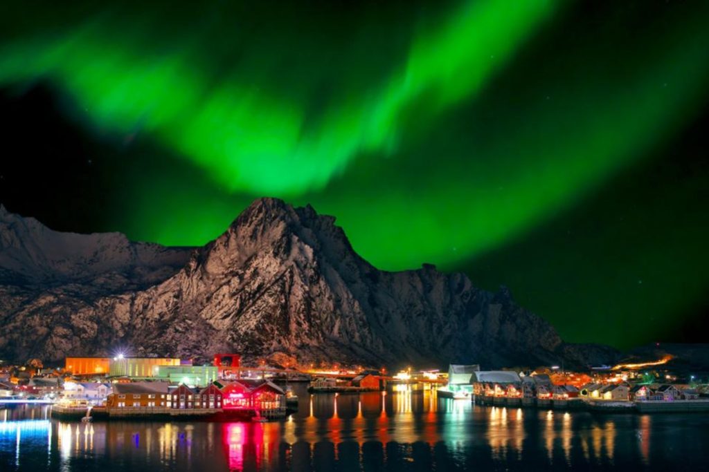 NORUEGA E A MAGIA DA AURORA BOREAL •