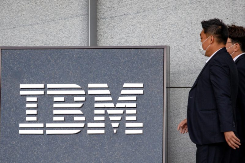 3. IBM

Segmento: TI, Internet, software e serviços
Ano de fundação: 1911
País: Estados Unidos
CEO: Arvind Krishna 
Sede: Armonk, Nova York, Estados Unidos
Valor de mercado: US$ 112,16 bilhões