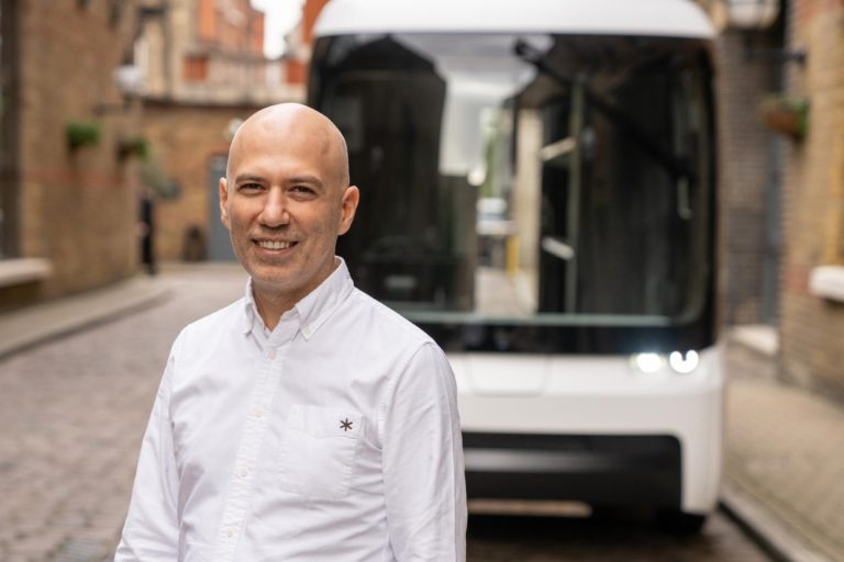 Volvo Ônibus - Alguém aí já se imaginou pilotando um