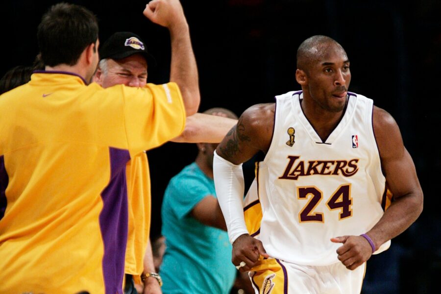 Jeff Haynes/Reuters