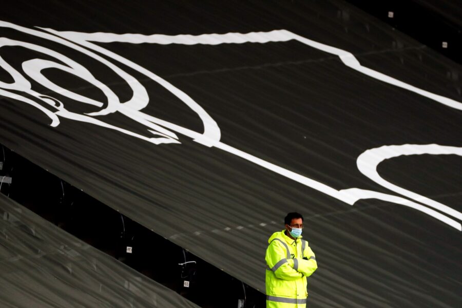 Jason Cairnduff/Reuters