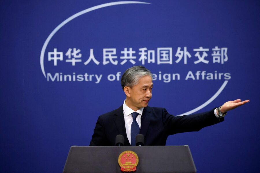 Thomas Peter/Reuters