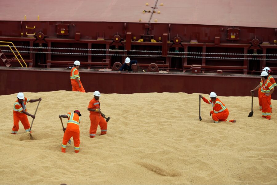 Paulo Whitaker/Reuters