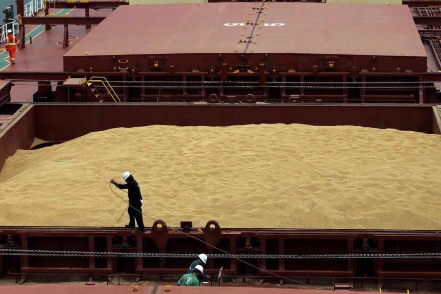 Paulo Whitaker/Reuters