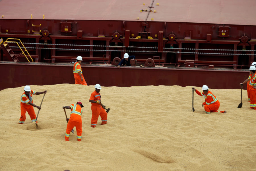 Paulo Whitaker/Reuters