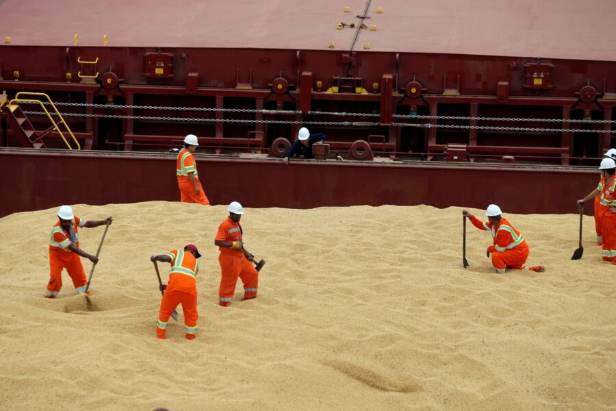 Paulo Whitaker/Reuters