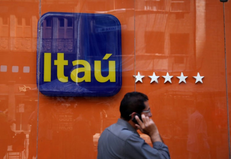 1. Itaú Unibanco Holding


Posição geral na lista em 2021: 109ª
Posição geral na lista em 2020: 78ª  
Setor: bancário
Vendas: US$ 37,2 bilhões
Lucro: US$ 3,7 bilhões
Ativos: US$ 389,7 bilhões
Valor de mercado: US$ 48,5 bilhões
