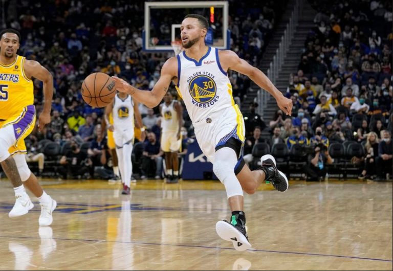 Warriors empatam as finais da NBA em mais uma noite épica de Stephen Curry