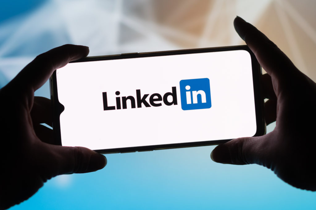 Como criar um perfil no LinkedIn e chamar a atenção das empresas?