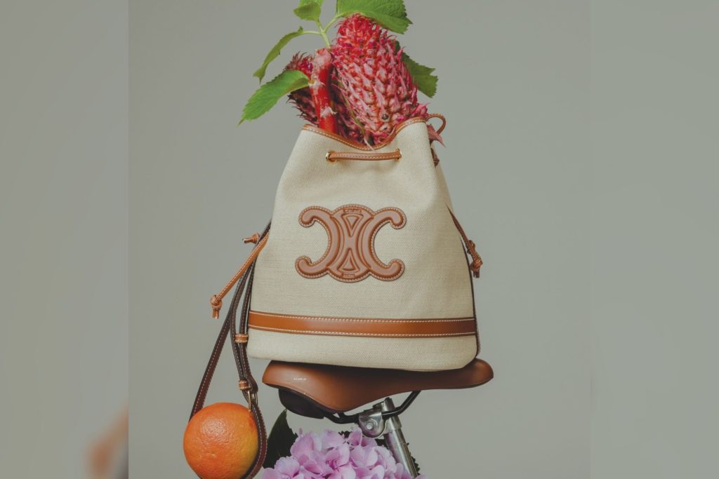 louis vuitton strawberry bolsa