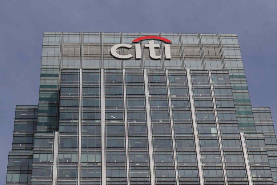 Logotipo do banco Citi é visto em seus escritórios no distrito financeiro de Canary Wharf em Londres, Grã-Bretanha