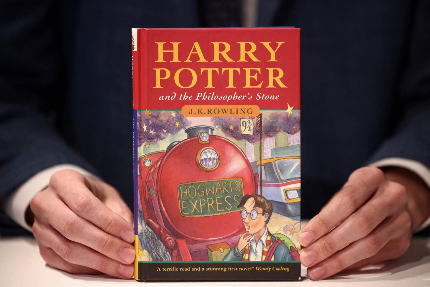 Aniversário de 20 anos: 'Harry Potter e a Pedra Filosofal' ganhará