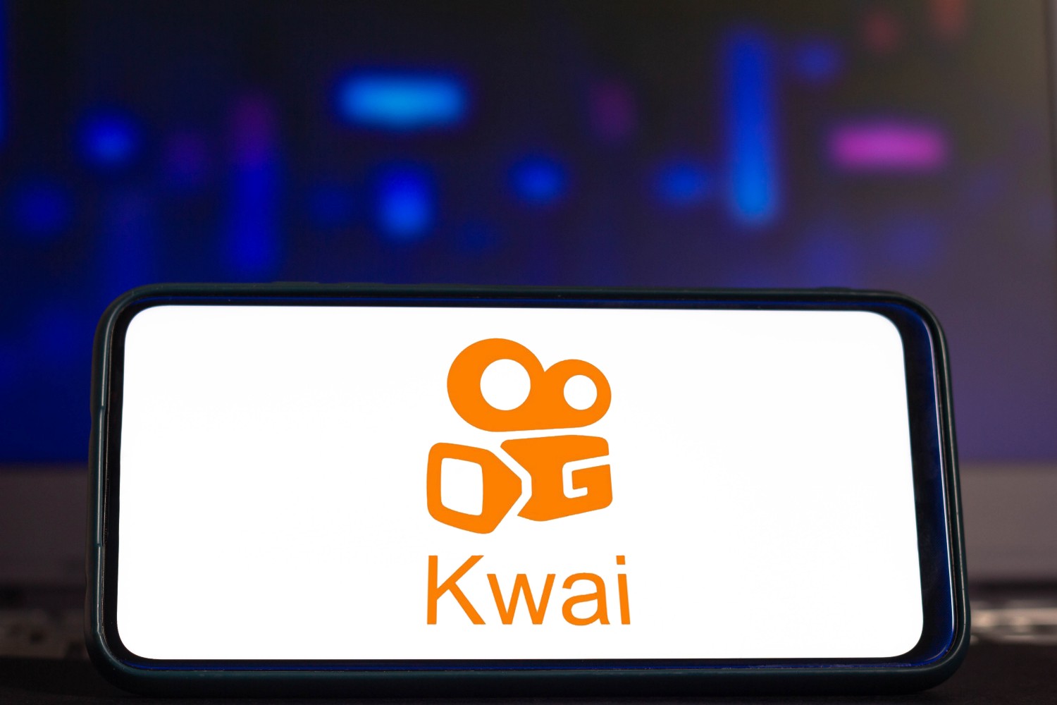 Como adicionar uma CONTA no App KWAI pelo celular 
