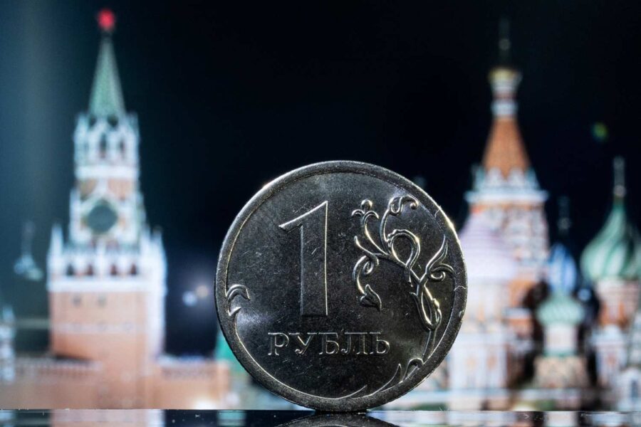 REUTERS/Maxim Shemetov/Illustration