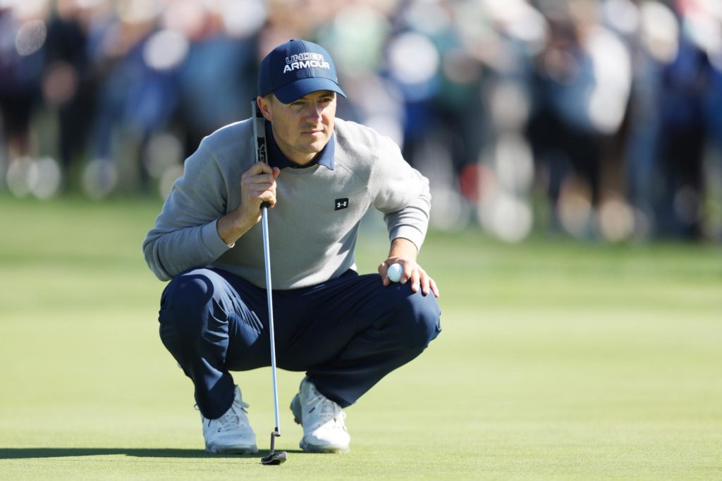 Jogador de golfe se torna atleta mais bem pago do mundo; veja ranking