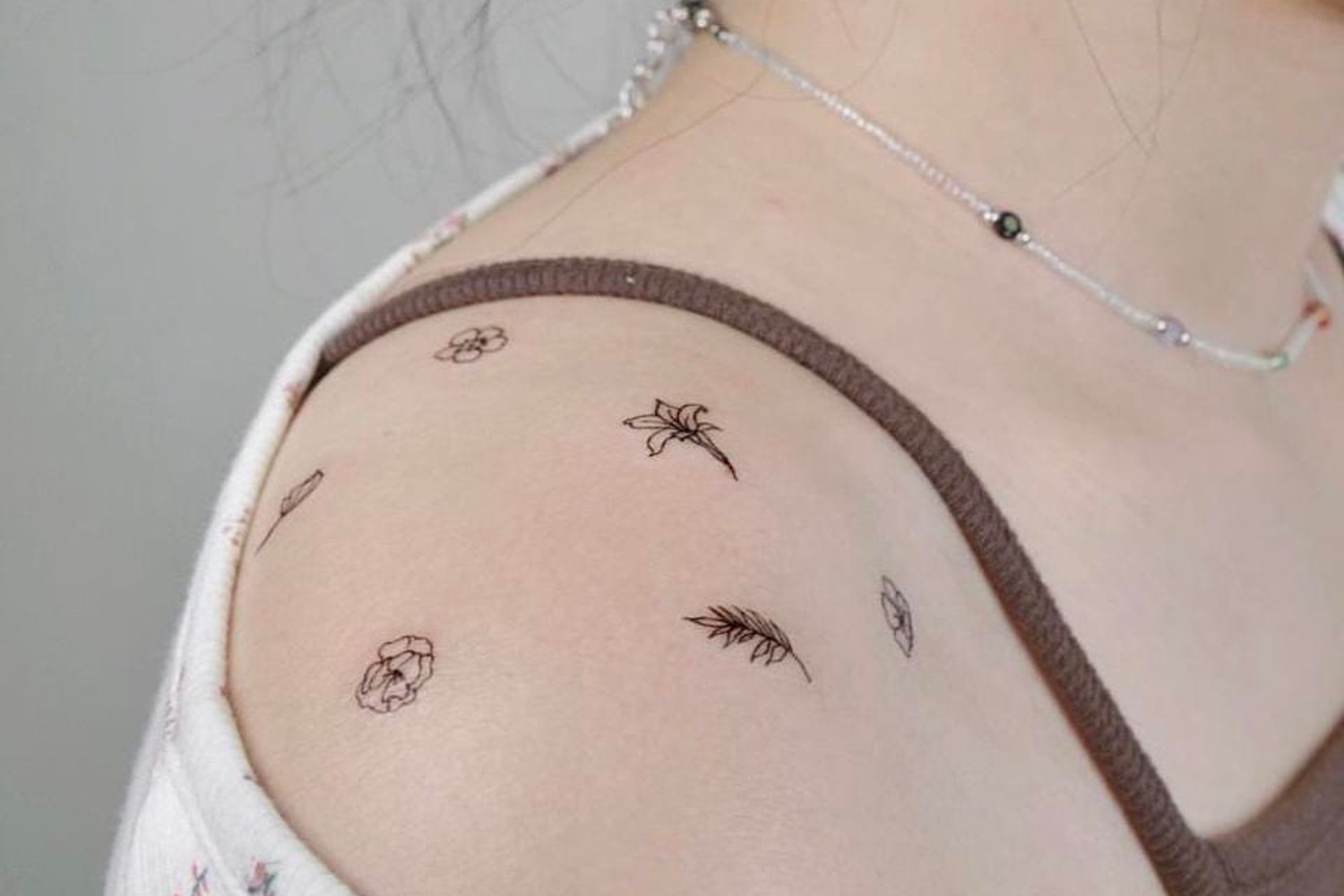 Tatuagem Feminina na Mão: Confira algumas Inspirações!