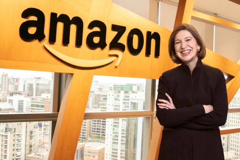 Sarah Jane Gunter, vice-presidente do consumidor da Amazon para a América Latina