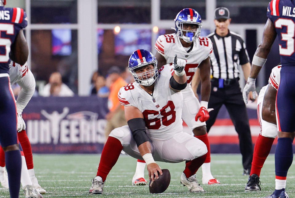 Times da NFL ganham escudos de futebol