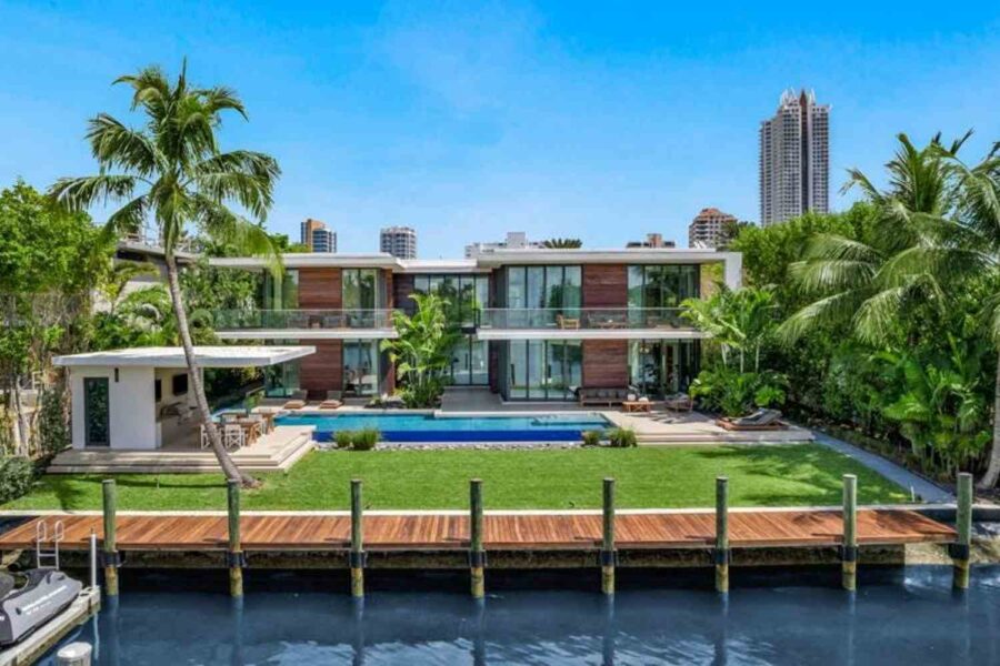 Foto: BECOME LEGENDARY/DOUGLAS ELLIMAN REALTY