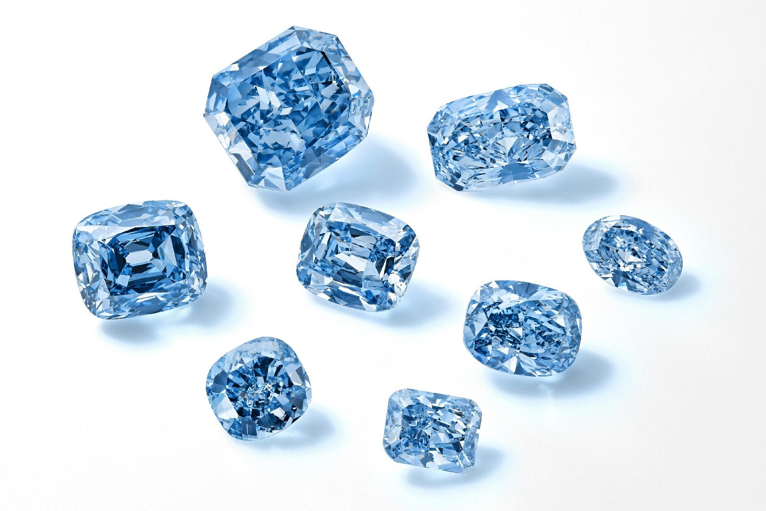 Raros diamantes azuis podem ser leiloados por R$ 450 mi - Forbes