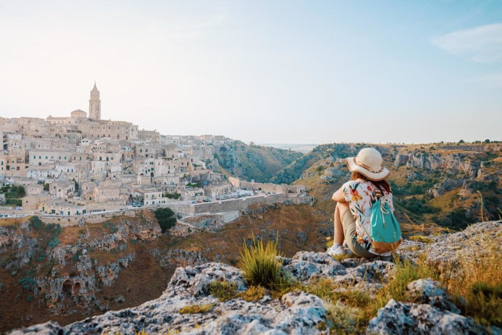 Cidade italiana Bosa encanta pela riqueza histórica e pelo