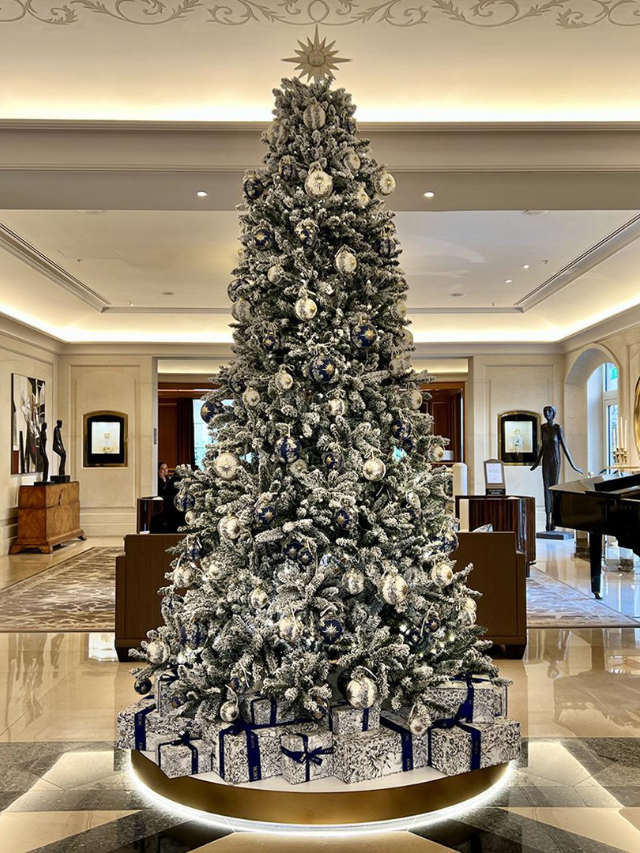 13 deslumbrantes árvores de Natal em hotéis de luxo