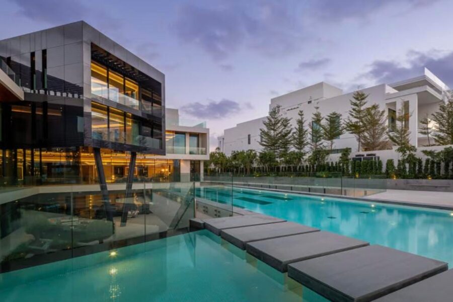 Luxhabitat Sotheby's International Realty