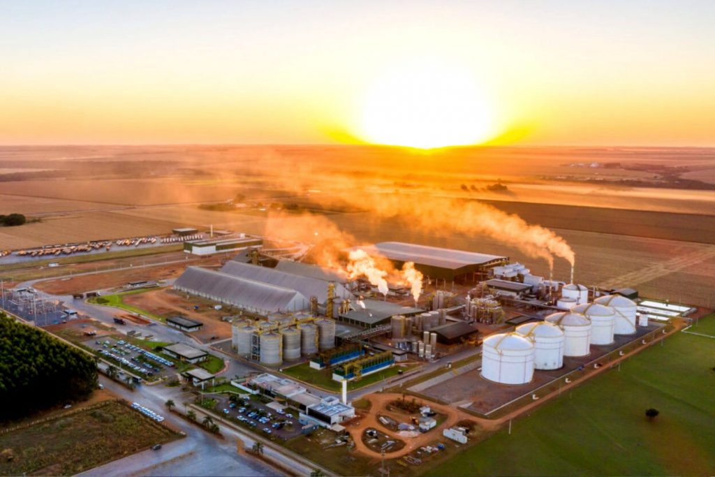 Um dos maiores produtores de etanol de milho do país quer triplicar e chegar a 5 bi de litros