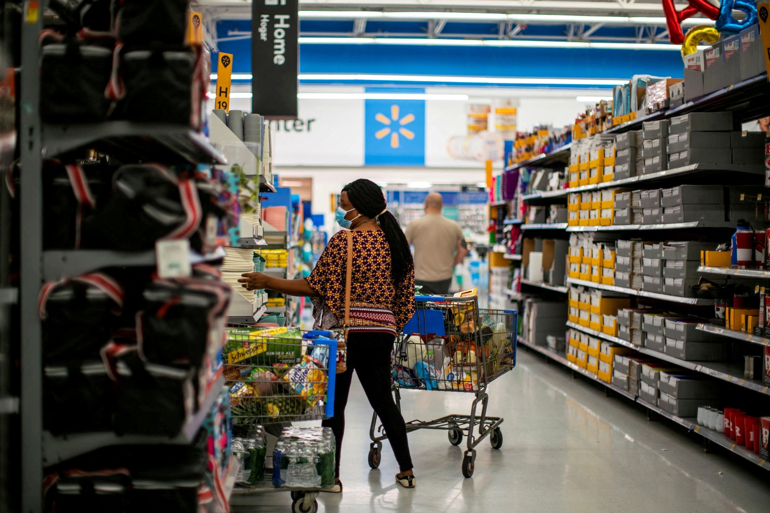 Como o Walmart convenceu os críticos de que pode vender mais mercadorias e  salvar o mundo, Eu 